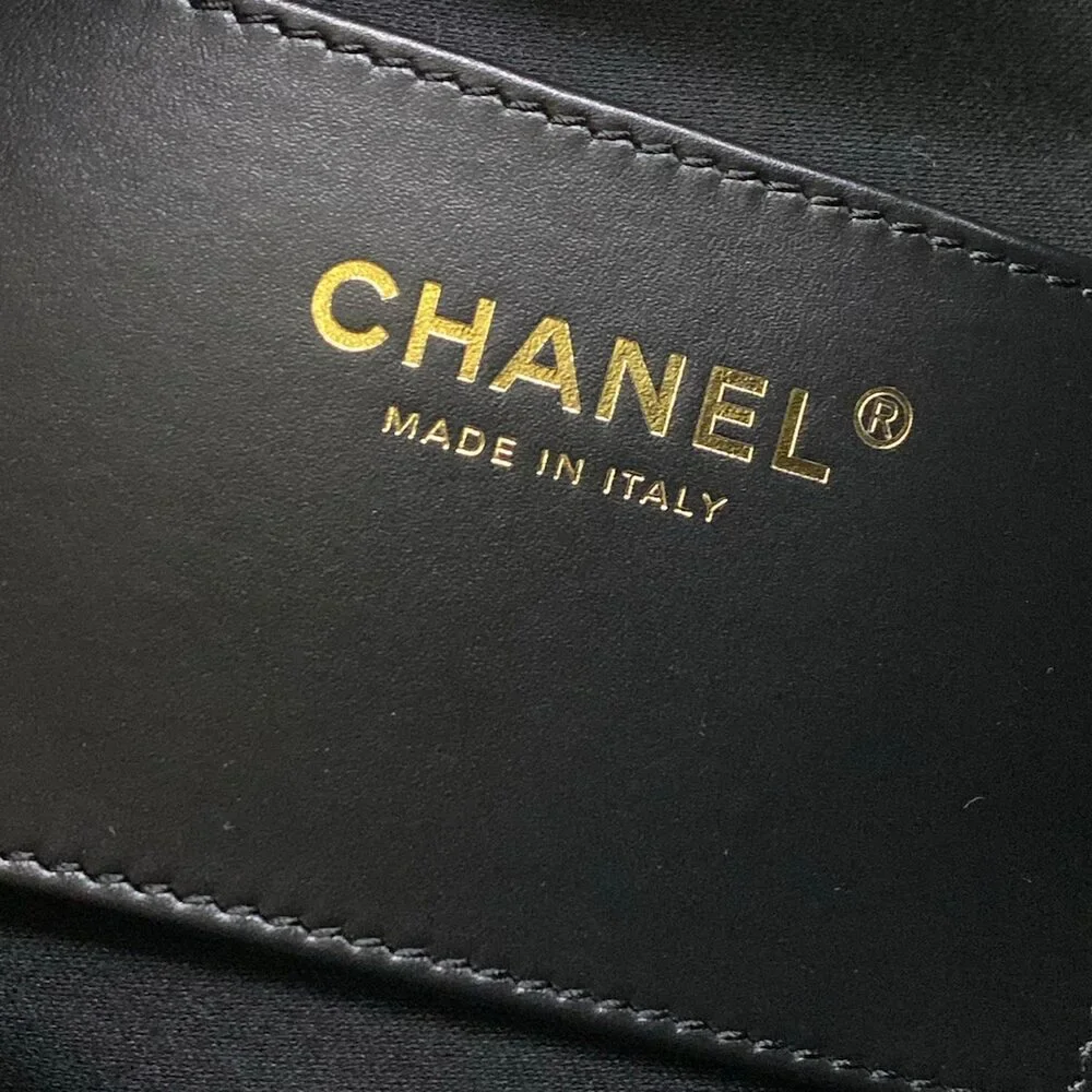 Chanel 25 Medium Shoulder Bag AS5311